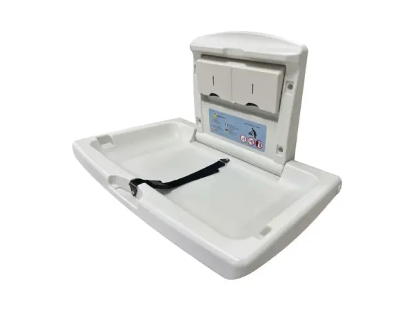 Fraldário de parede horizontal branco aberto, com cinto de segurança para o bebé e dispensador duplo de protetores descartáveis